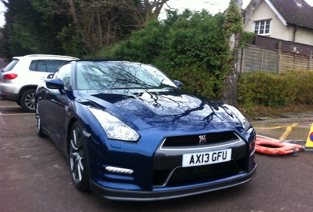 Nissan GT-R 2013