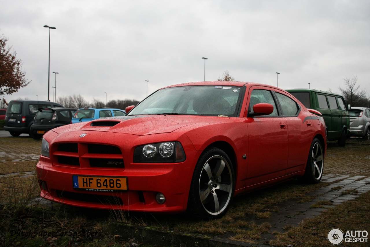 Dodge Charger SRT-8 Super Bee