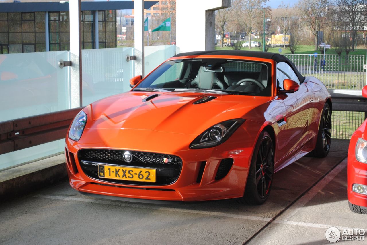 Jaguar F-TYPE S Convertible