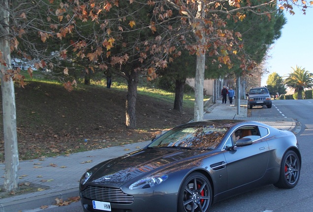 Aston Martin V8 Vantage