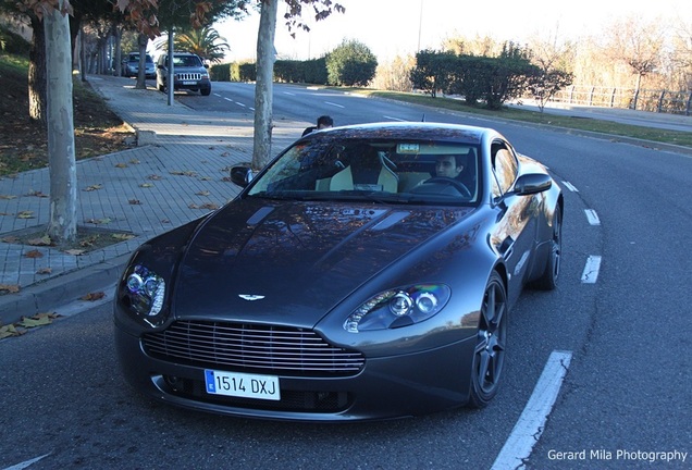 Aston Martin V8 Vantage