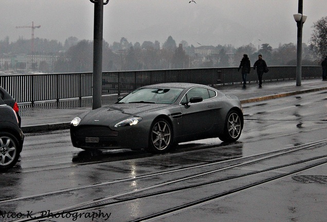 Aston Martin V8 Vantage