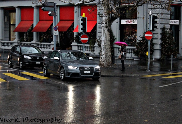 Audi RS4 Avant B8