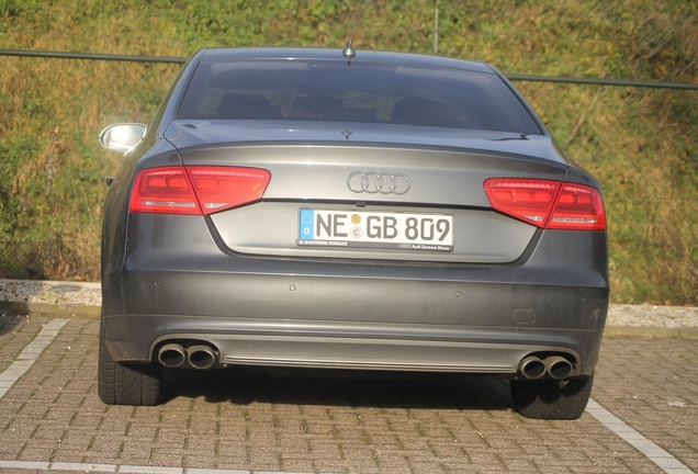 Audi S8 D4