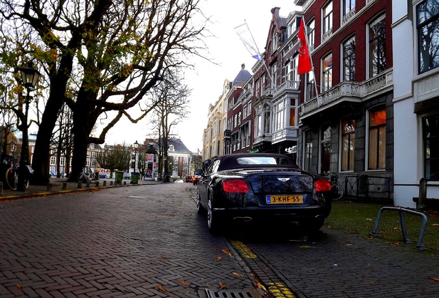 Bentley Continental GTC V8