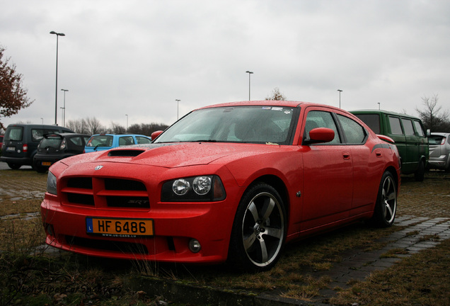 Dodge Charger SRT-8 Super Bee