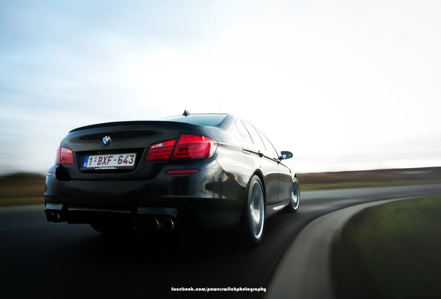 BMW M5 F10 2011