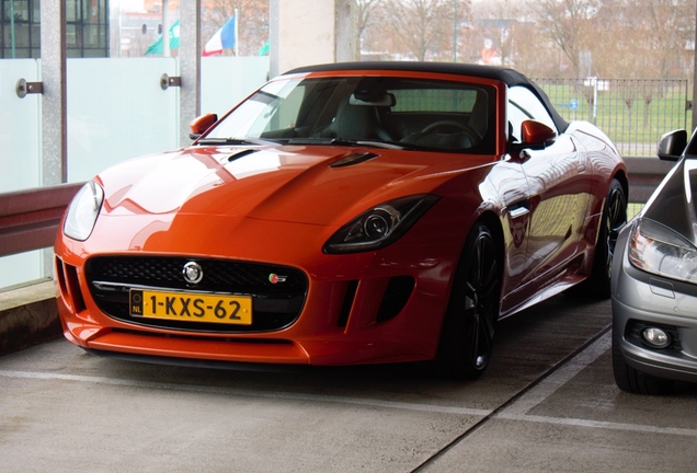 Jaguar F-TYPE S Convertible