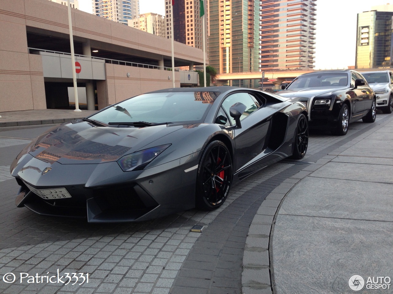 Lamborghini Aventador LP700-4