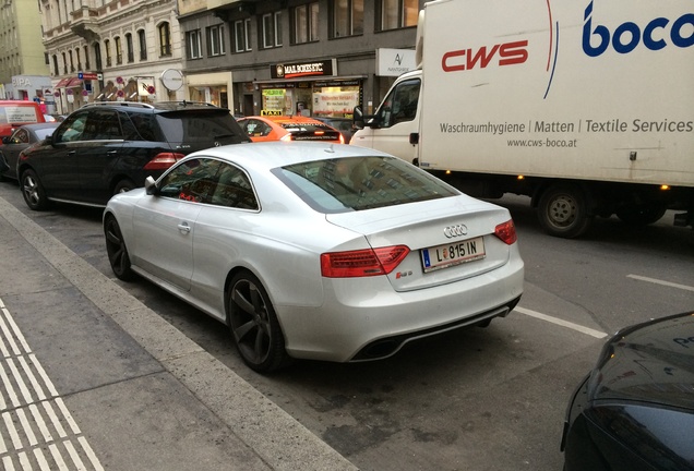 Audi RS5 B8 2012