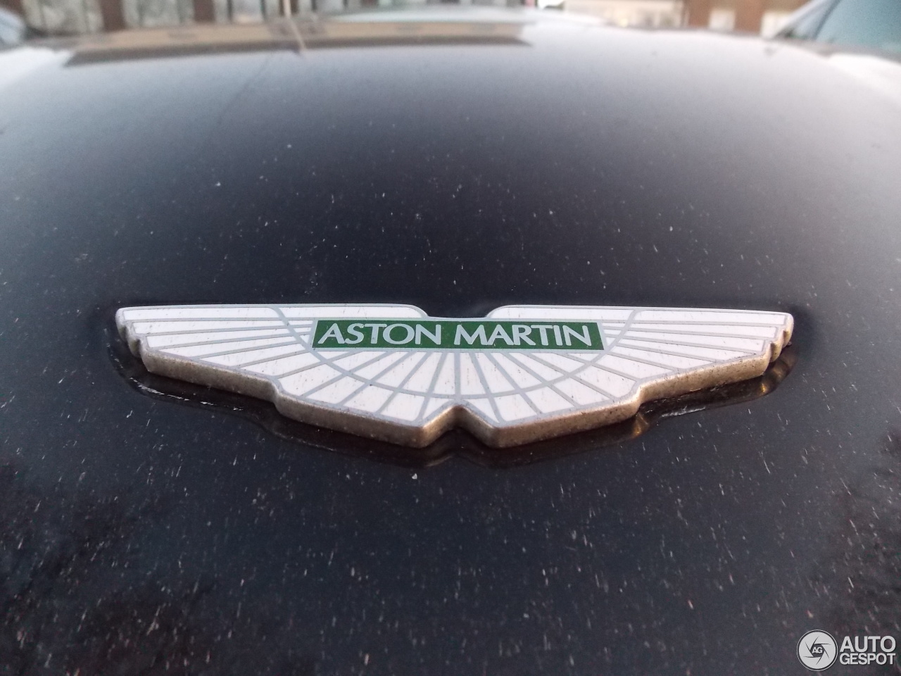 Aston Martin V8 Vantage S