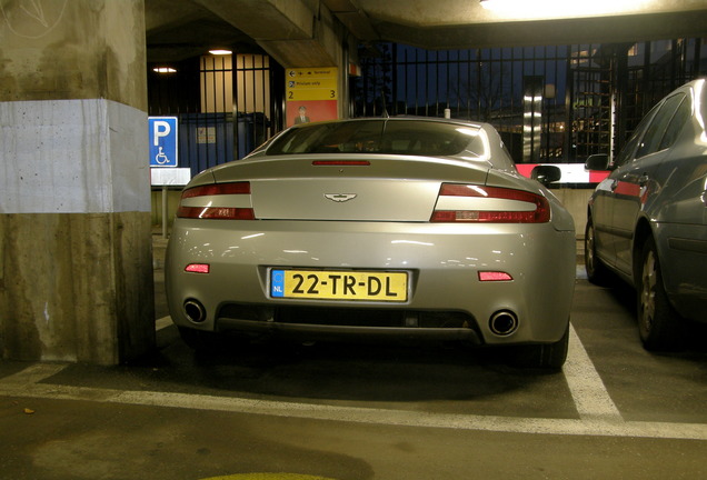 Aston Martin V8 Vantage