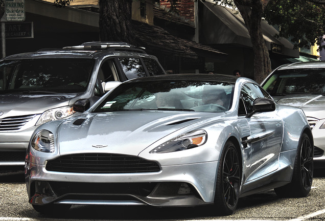 Aston Martin Vanquish 2013