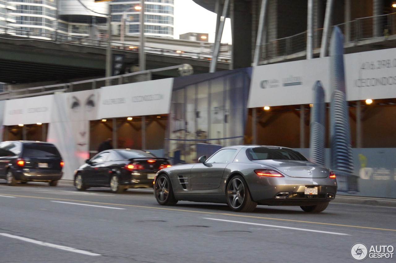 Mercedes-Benz SLS AMG