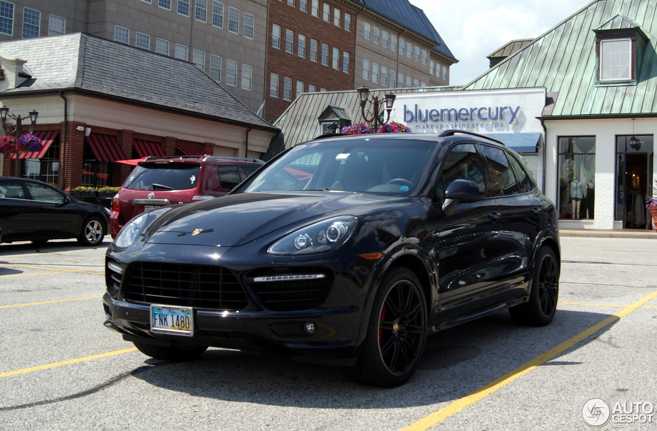 Porsche 958 Cayenne GTS