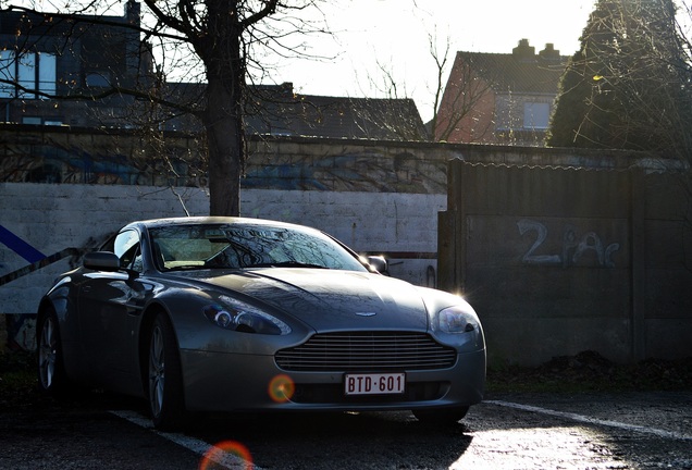 Aston Martin V8 Vantage