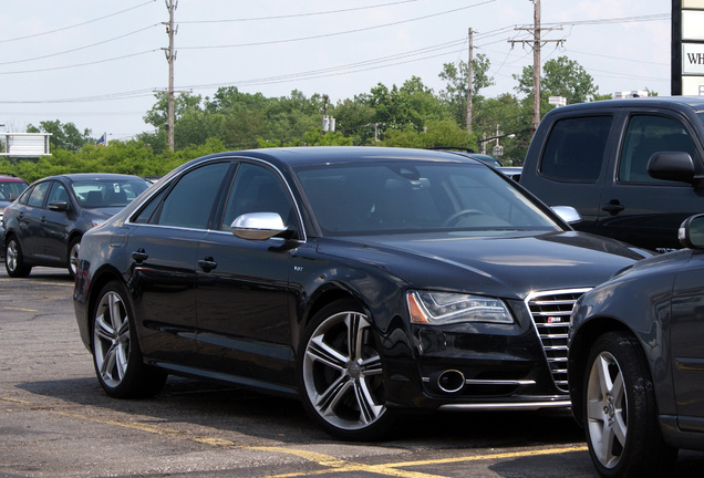 Audi S8 D4