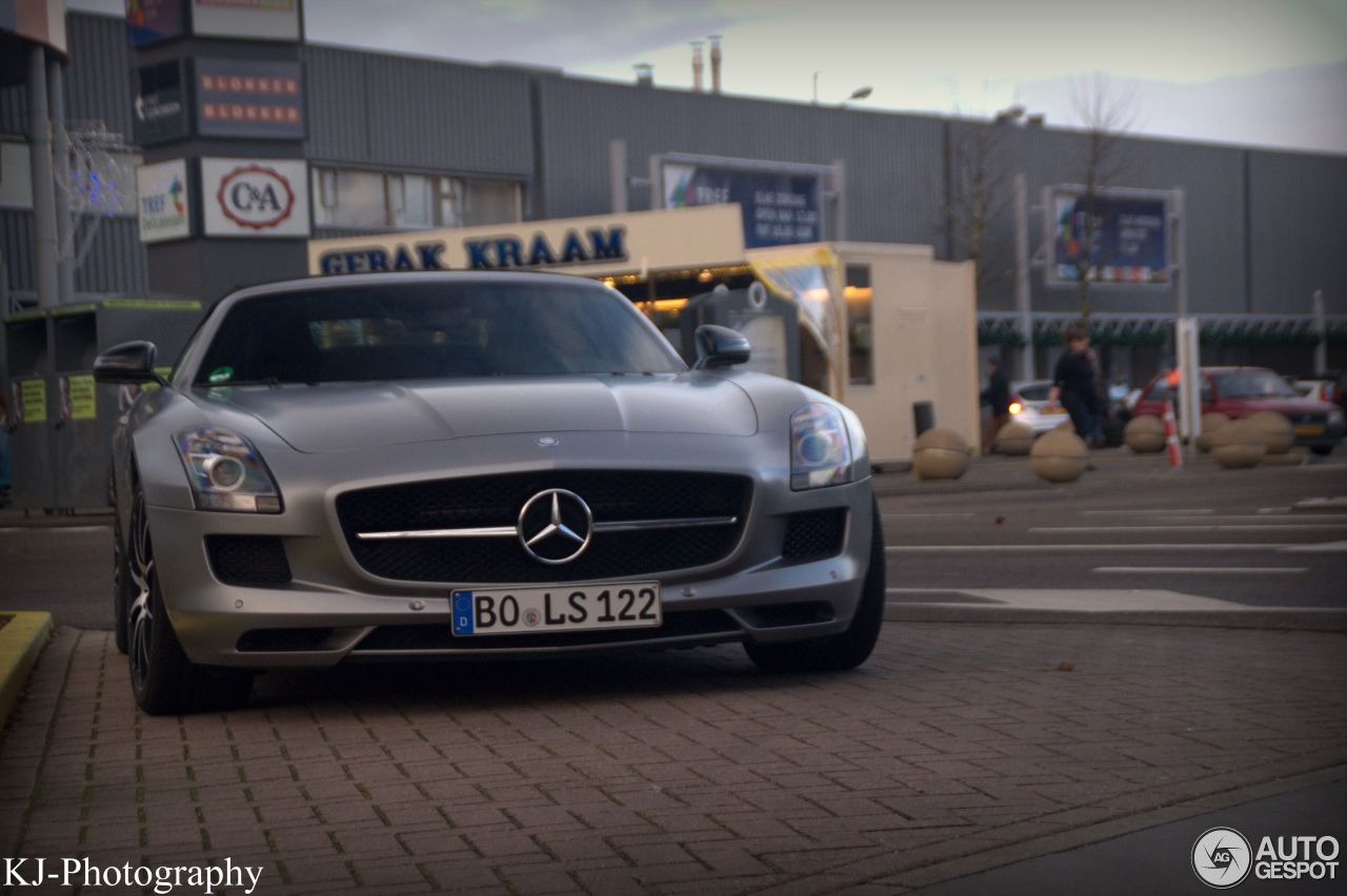 Mercedes-Benz SLS AMG GT Roadster