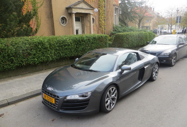 Audi R8 V10