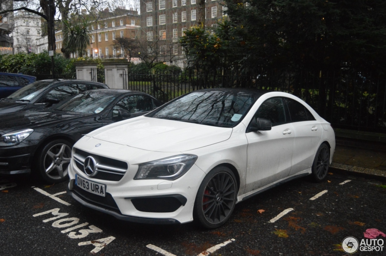 Mercedes-Benz CLA 45 AMG C117