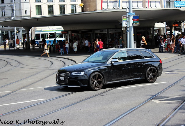 Audi RS4 Avant B8