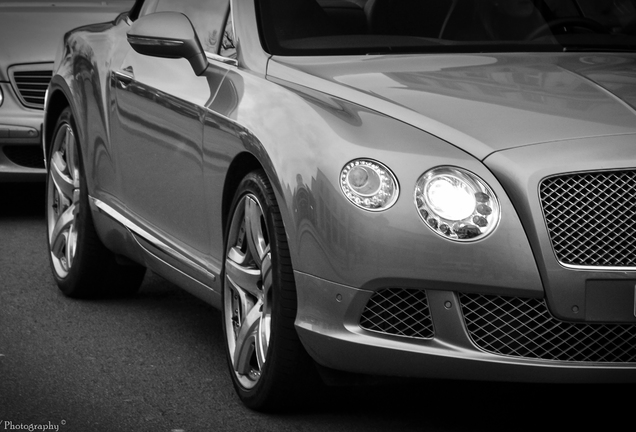 Bentley Continental GTC 2012