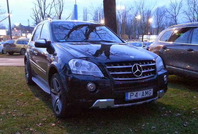 Mercedes-Benz ML 63 AMG W164 2009