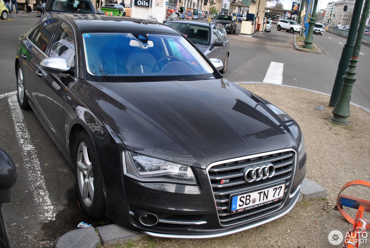 Audi S8 D4