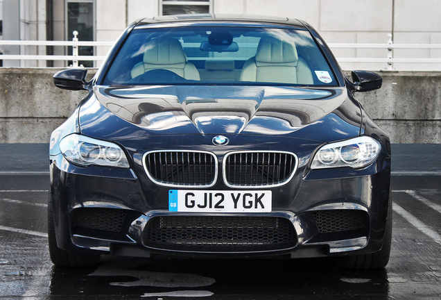 BMW M5 F10 2011