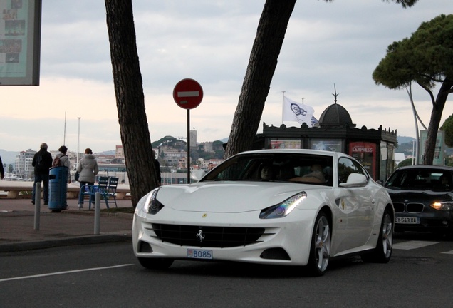 Ferrari FF