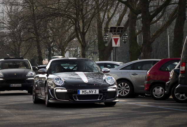 Porsche 997 GT3 RS 4.0