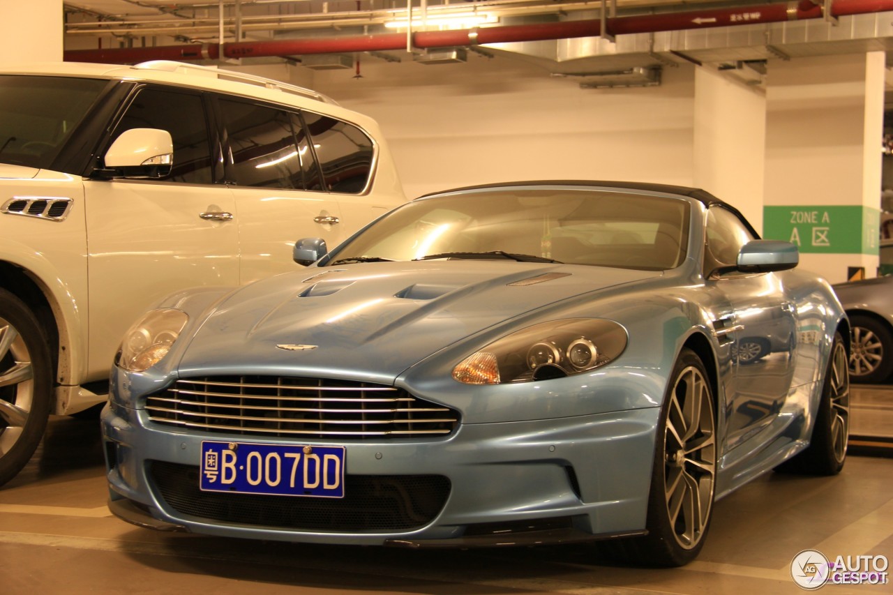 Aston Martin DBS Volante