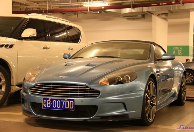 Aston Martin DBS Volante