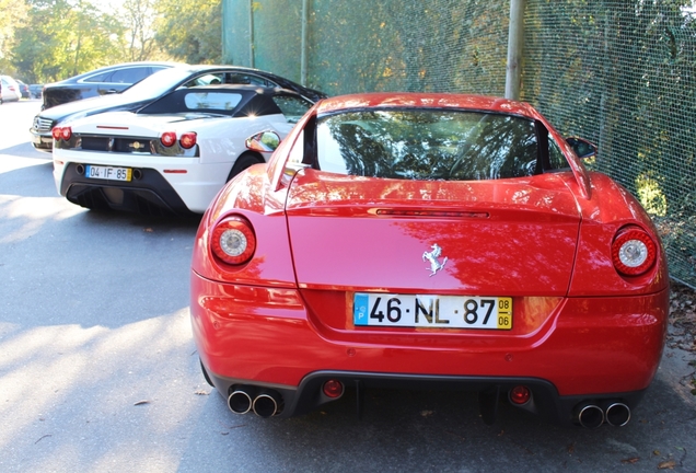 Ferrari Scuderia Spider 16M