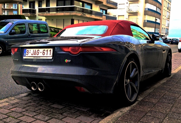 Jaguar F-TYPE S Convertible