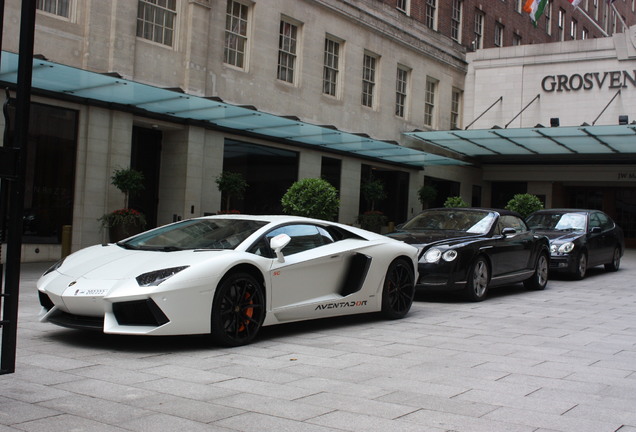 Lamborghini Aventador LP700-4