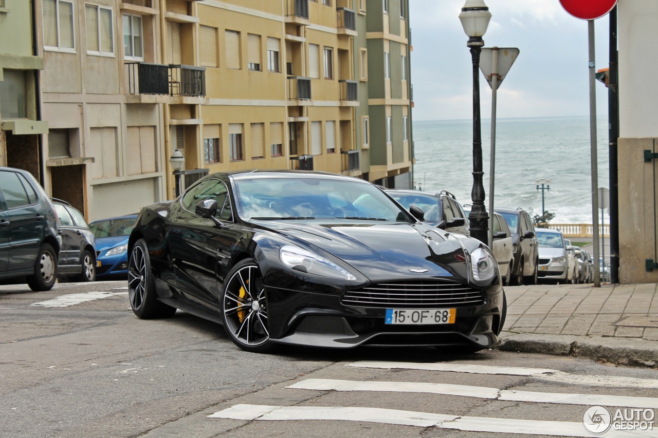 Aston Martin Vanquish 2013