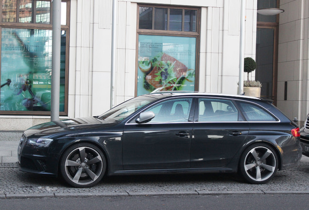 Audi RS4 Avant B8