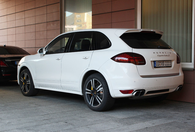 Porsche 958 Cayenne Turbo S