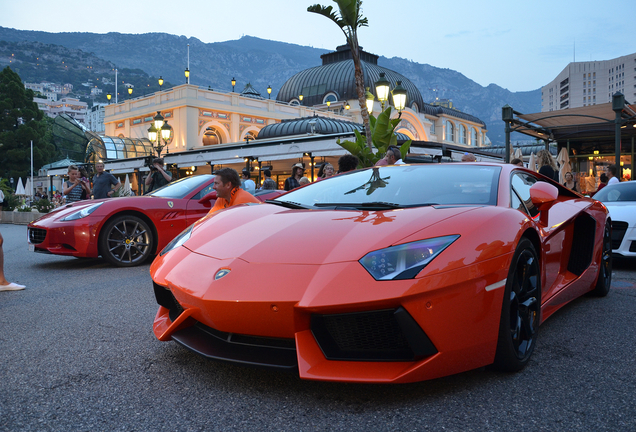 Lamborghini Aventador LP700-4