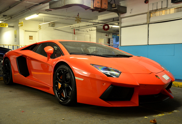 Lamborghini Aventador LP700-4