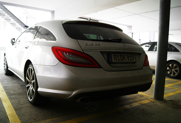 Mercedes-Benz CLS 63 AMG X218 Shooting Brake