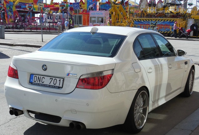 BMW M5 E60 2005