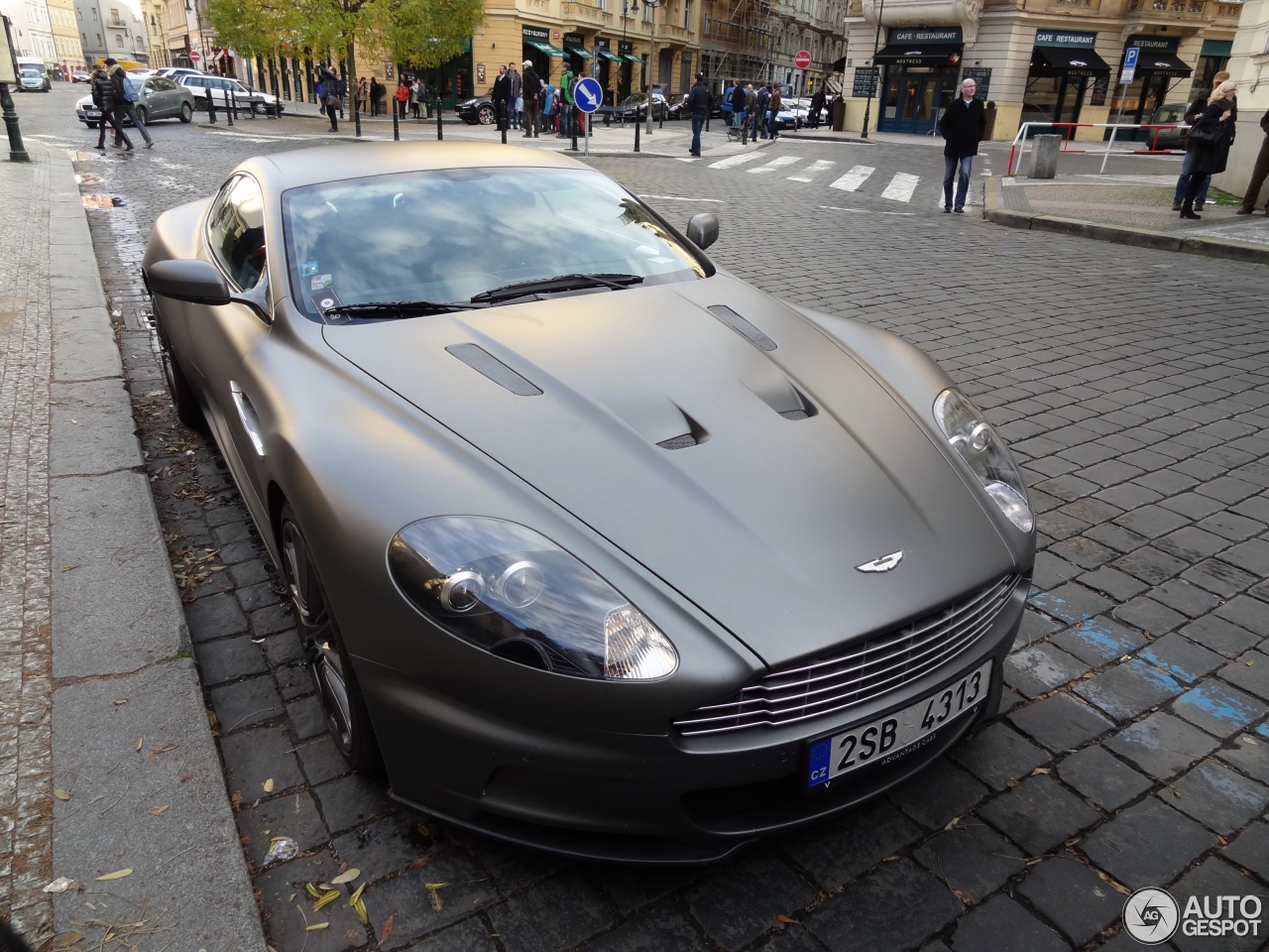 Aston Martin DBS