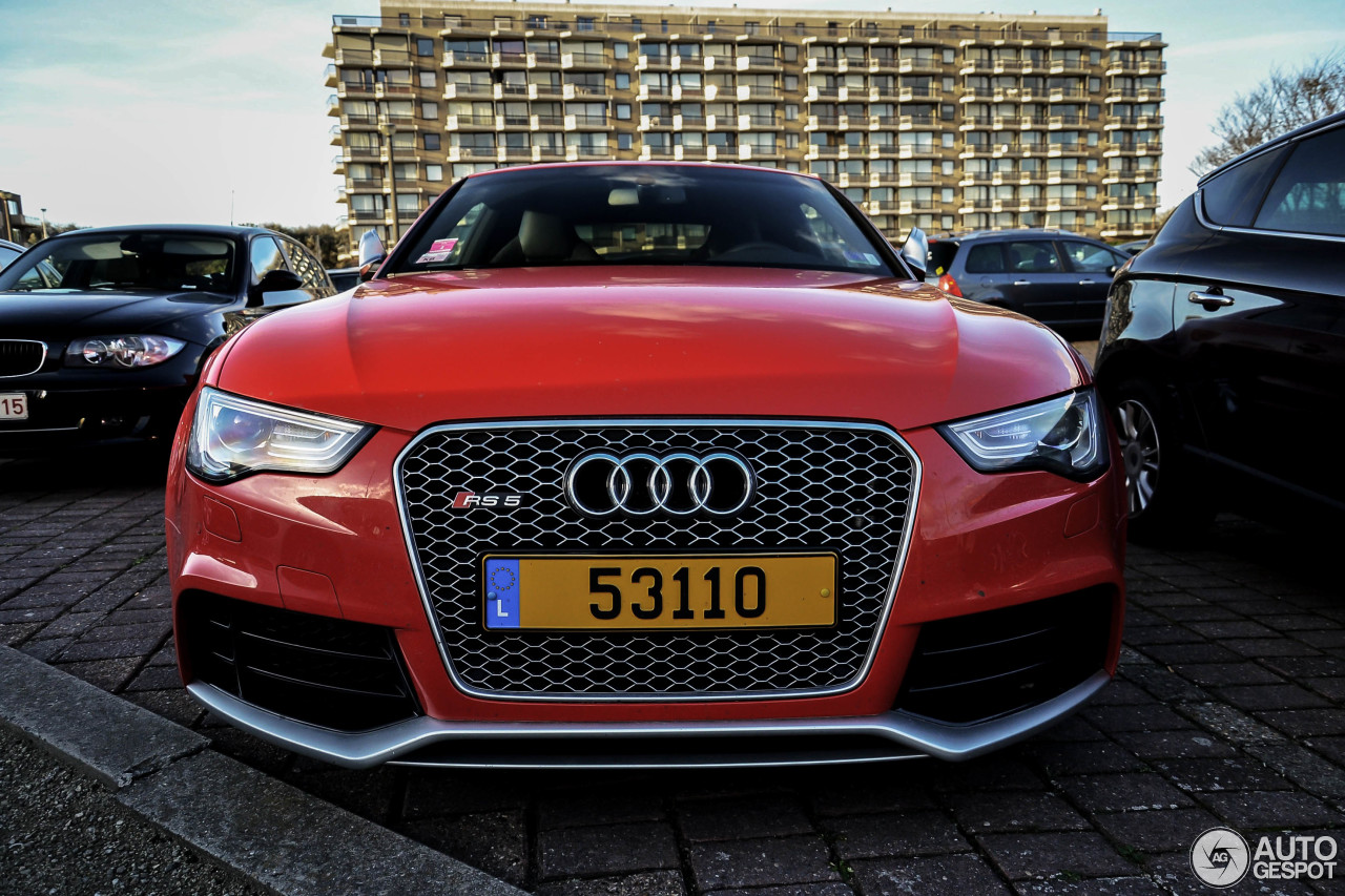 Audi RS5 B8 2012