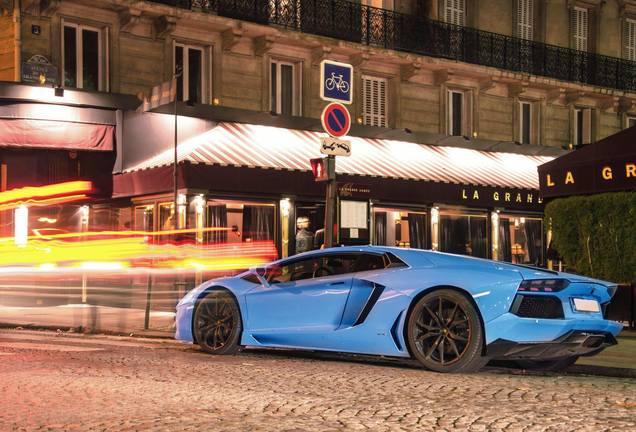 Lamborghini Aventador LP700-4