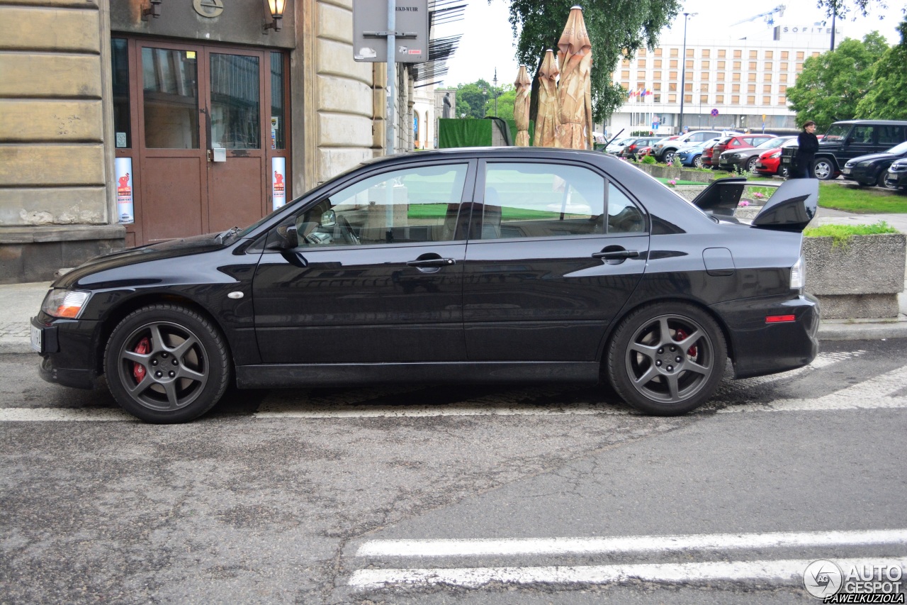 Mitsubishi Lancer Evolution IX