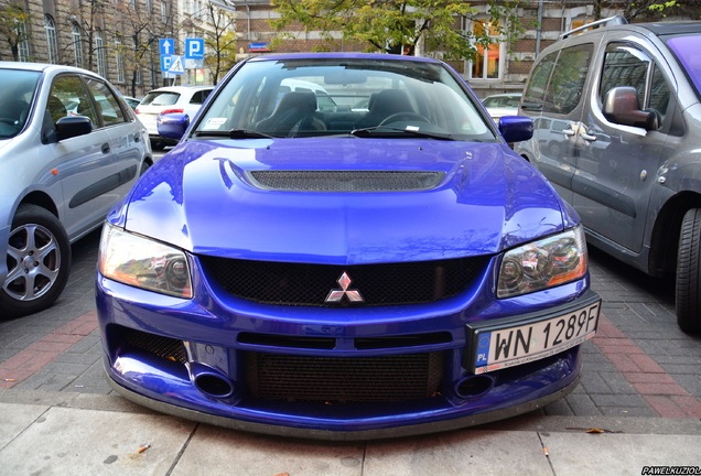 Mitsubishi Lancer Evolution IX MR