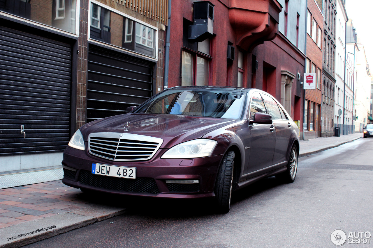 Mercedes-Benz S 63 AMG W221 2011