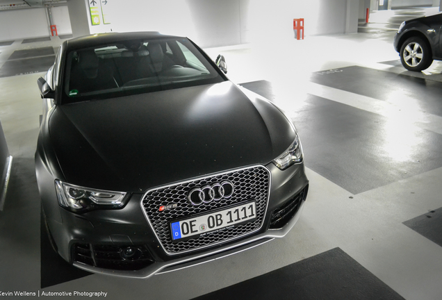 Audi RS5 B8 2012